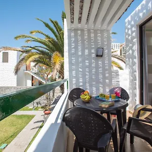 precioso-apartamento-en-el-centro-de-las-amricas-a-100.tenerifehoteles.net/